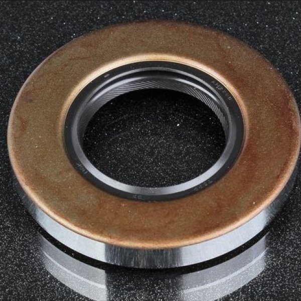 Сальник 38/74/11 хвостовика редуктора Toyota GX90/100 JZX9#/10# SX90 -98/08 90311-38010 оригинал